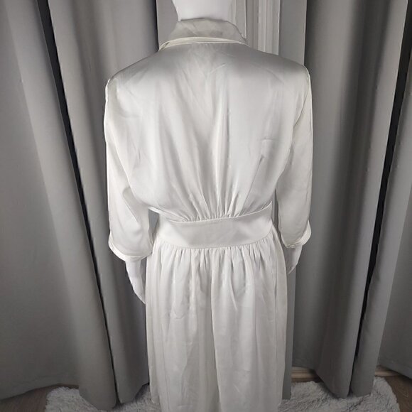 Marycrafts White Long Sleeve 2 Button Dress Size 8 (NWT) - Picture 3 of 12